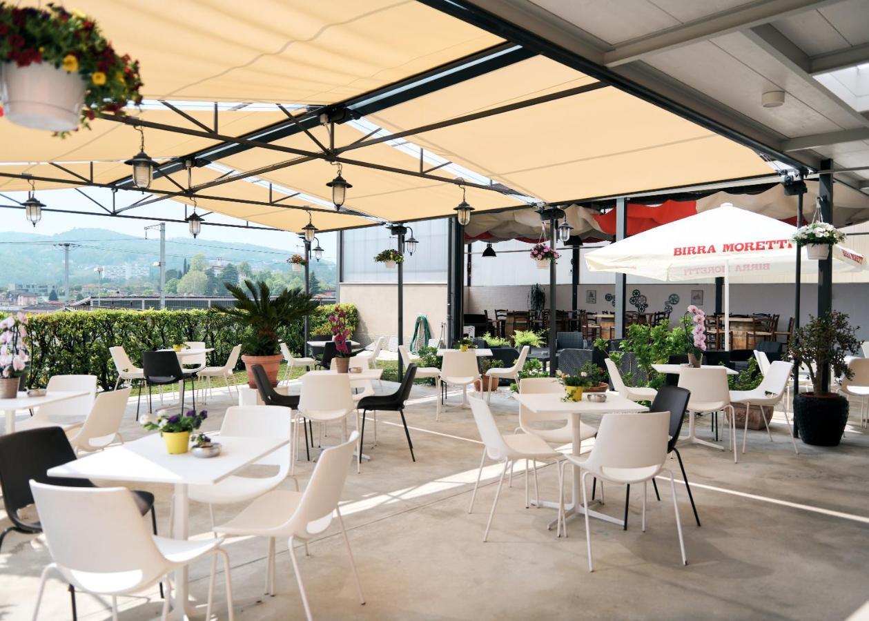 Albergo Ristorante Stazione Balerna Eksteriør billede